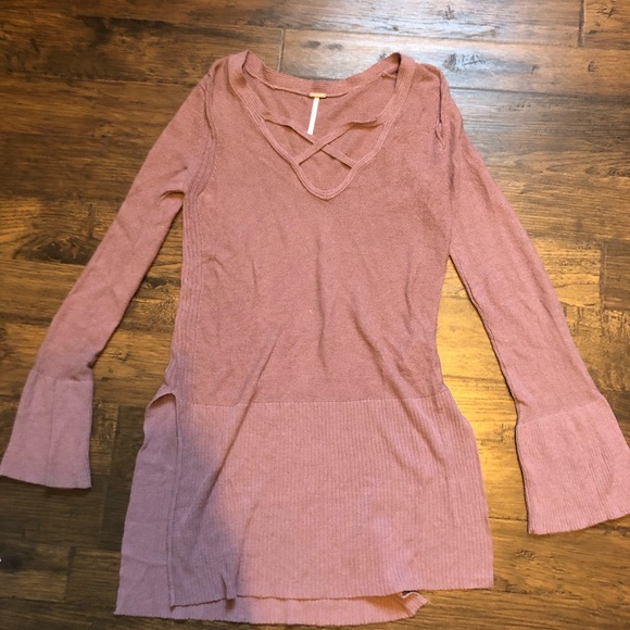 Free People XS bell sleeve tunic. - Picture 1 of 4